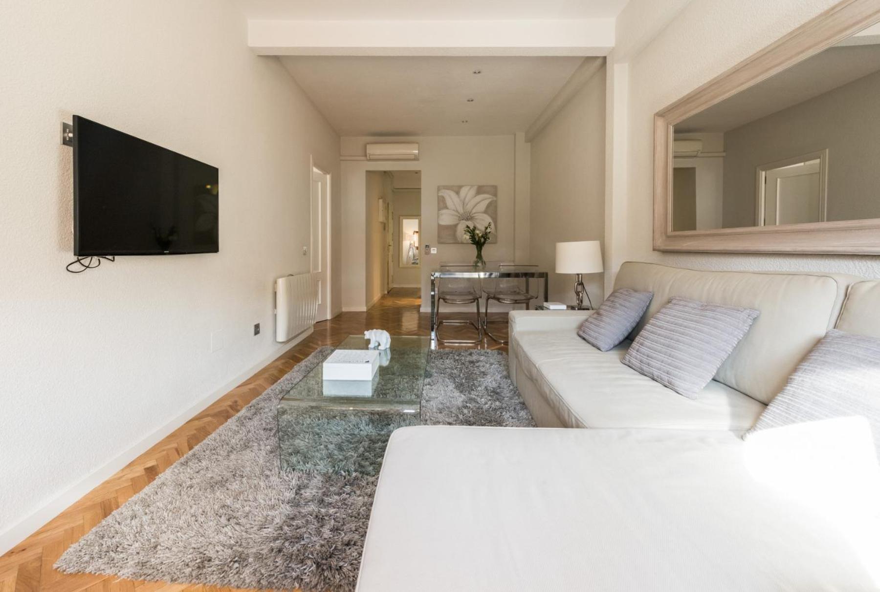 Chueca Penthouse Apartament *
